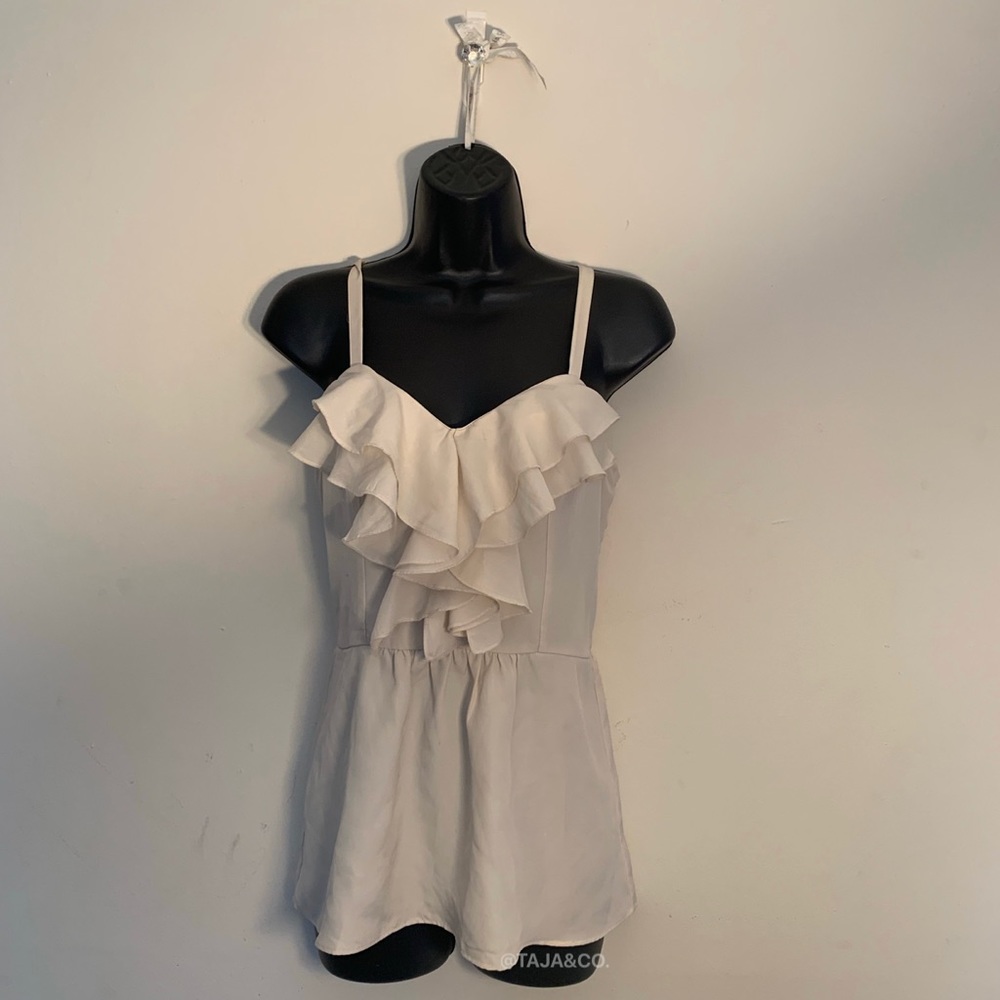 MP BLACK METROPARK: Boutique Ivory Cami! - Size S